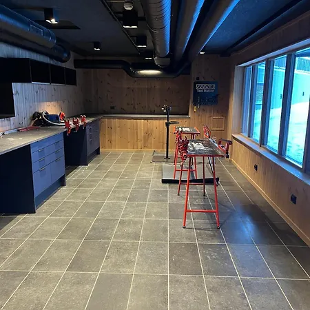 Apartment Exclusive In-out In Next To Fyri *
