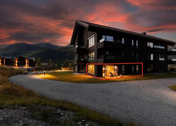 Exclusive In-out In Next To Fyri Apartament